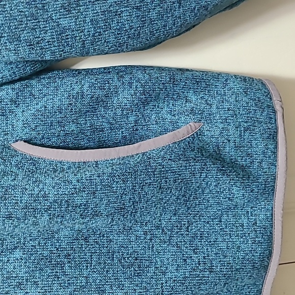 L.L.Bean quarter snap fleece sweatshirt size‎ small teal - Picture 4 of 12